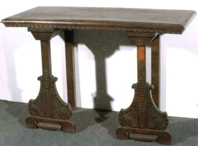 masă sculptată