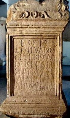 Altar votiv
