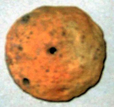 pandantiv-amuletă cu discul plic
