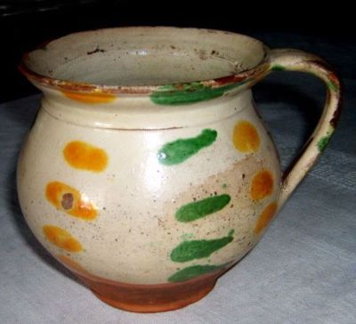 oală; hârgău
