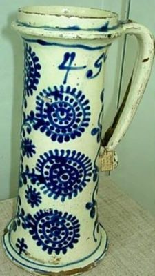 cană; halbă
