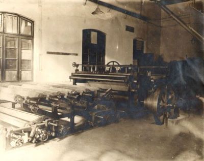 fotografie; Fabrica de hârtie și mucava Piatra-Neamț