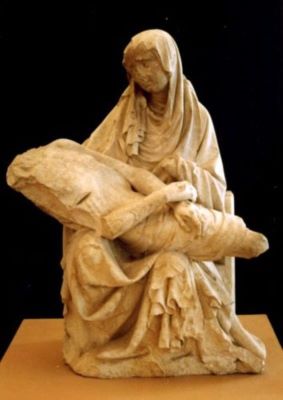 grup statuar; Pieta