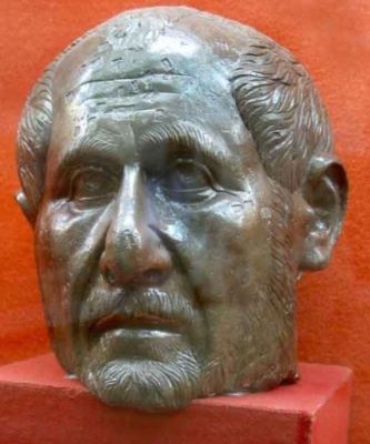 statuie; Portret imperial