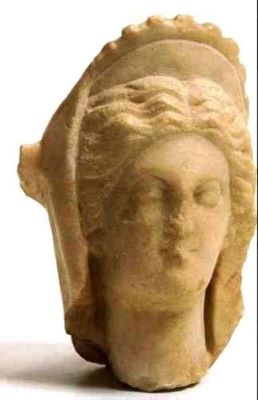 statuetă; Cap al Junonei