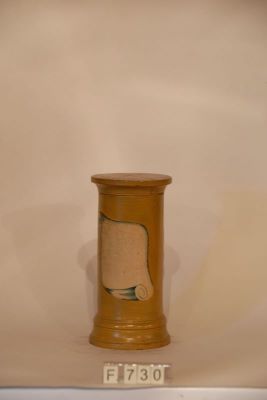 borcan farmaceutic - necunoscut; Borcan din lemn, vopsit galben, cu signatură