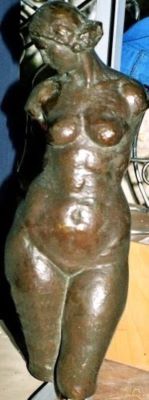 sculptură - Han, Oscar; Tors de femeie