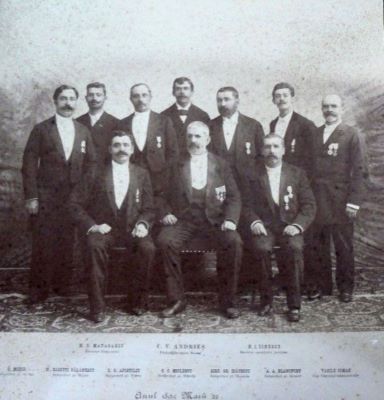 fotografie; Funcționarii Prefecturii județului Neamț