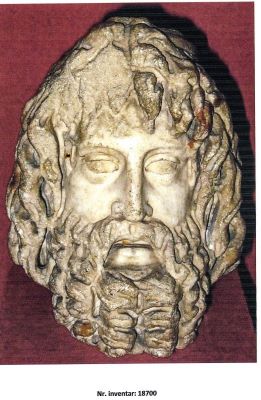 statuetă; Capul zeului Serapis