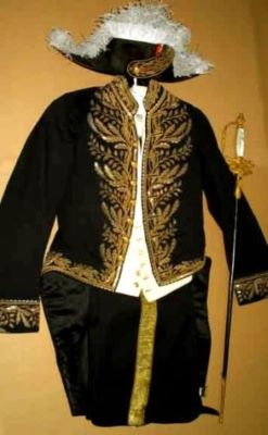 costum de diplomat