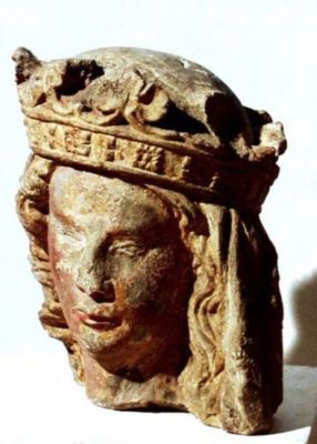 sculptură - anonim francez; Capul Sfintei Fecioare