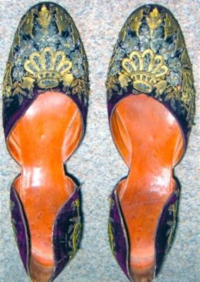 Pantofi care au aparținut Sevastiei Mureșianu (1824-1879)