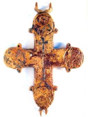 engolpion; cruce-relicvar