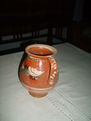 necunoscut; Oală