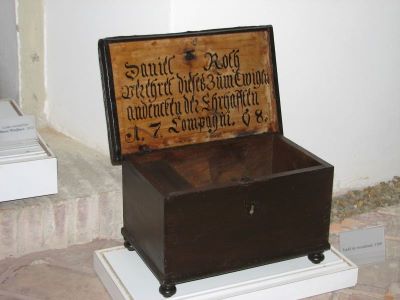 necunoscut; Ladă de vecinătate