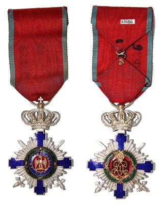 însemn; Ordinul „Steaua României”, cu spade, în grad de cavaler, cu panglică de „Virtute Militară”