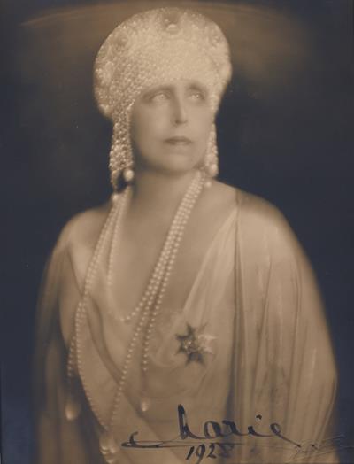 fotografie - Atelier Julietta; Regina Maria, în anul 1928