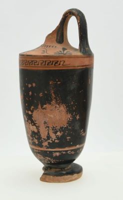 Vase cu figuri roșii; Lekythos
