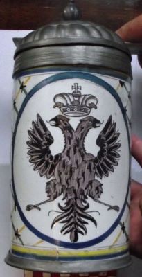 necunoscut; Cană cu capac