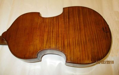 violă; Viola d'amore