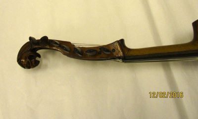 violă; Viola d'amore
