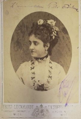 Fritz Luckhardt, fotograf vienez; Fotografie –Adelina Patti