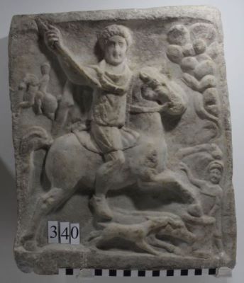 Relief Cavalerul Trac