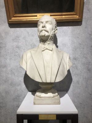 ronde-bosse - Wagner, M.; Alexandru Orăscu