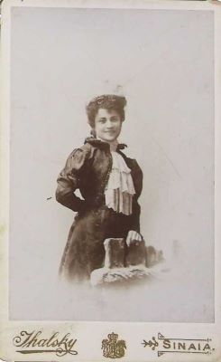 Ihalski sau Thalski (?), fotograf din Sinaia; Fotografie a Mitei Kremnitz