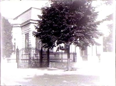 Clișeu pe sticlă; Casă în stil Art Nouveau