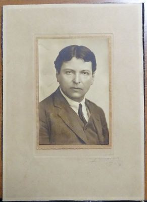 Fotografie - Studioul fotografic „Julietta‟; George Enescu la vârsta maturității, 1924