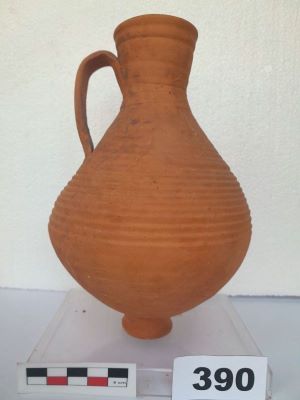 Ulcior; Cană ceramică cu inscripție