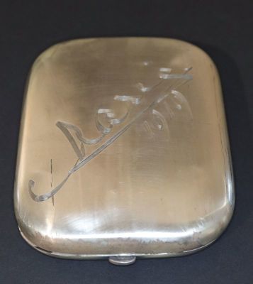 Ceas de buzunar ce a aparținut Reginei Maria