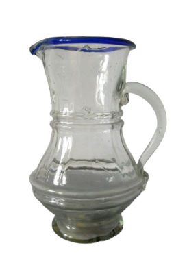 Cană cu cioc de turnare