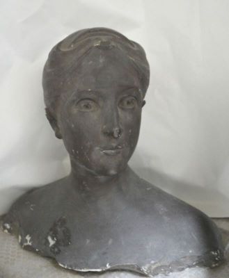 bust - Marin (Marinescu), Filip; Tânără