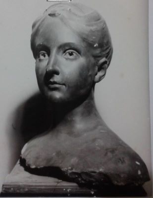bust - Marin (Marinescu), Filip; Tânără