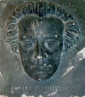 altorelief - Han, Oscar; Mihai Eminescu