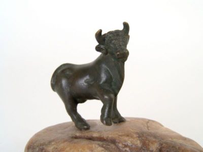 statuetă; Taur dolichenian