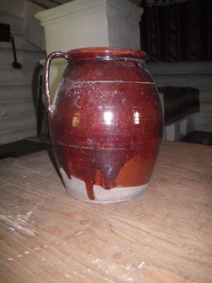 necunoscut; Oală