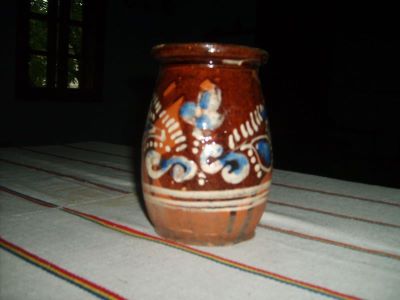 necunoscut; Oală